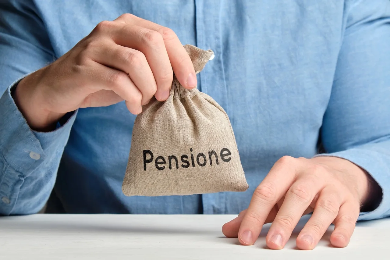 Come ottenere la pensione minima nel 2025 con 15 anni di contributi: guida aggiornata Come ottenere la pensione minima nel 2025 con 15 anni di contributi: guida aggiornata