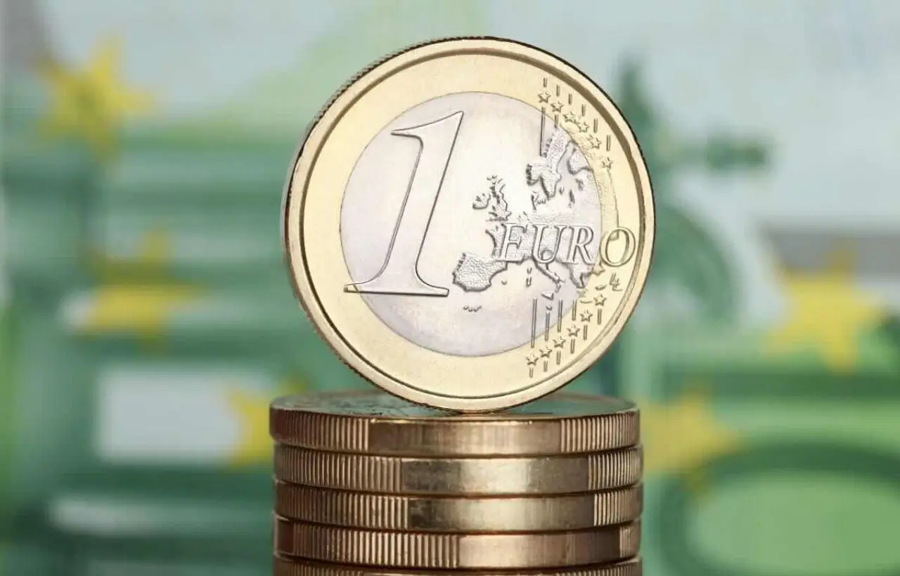 Come riconoscere una moneta rara da 1 euro: i dettagli che fanno la differenza Come riconoscere una moneta rara da 1 euro: i dettagli che fanno la differenza