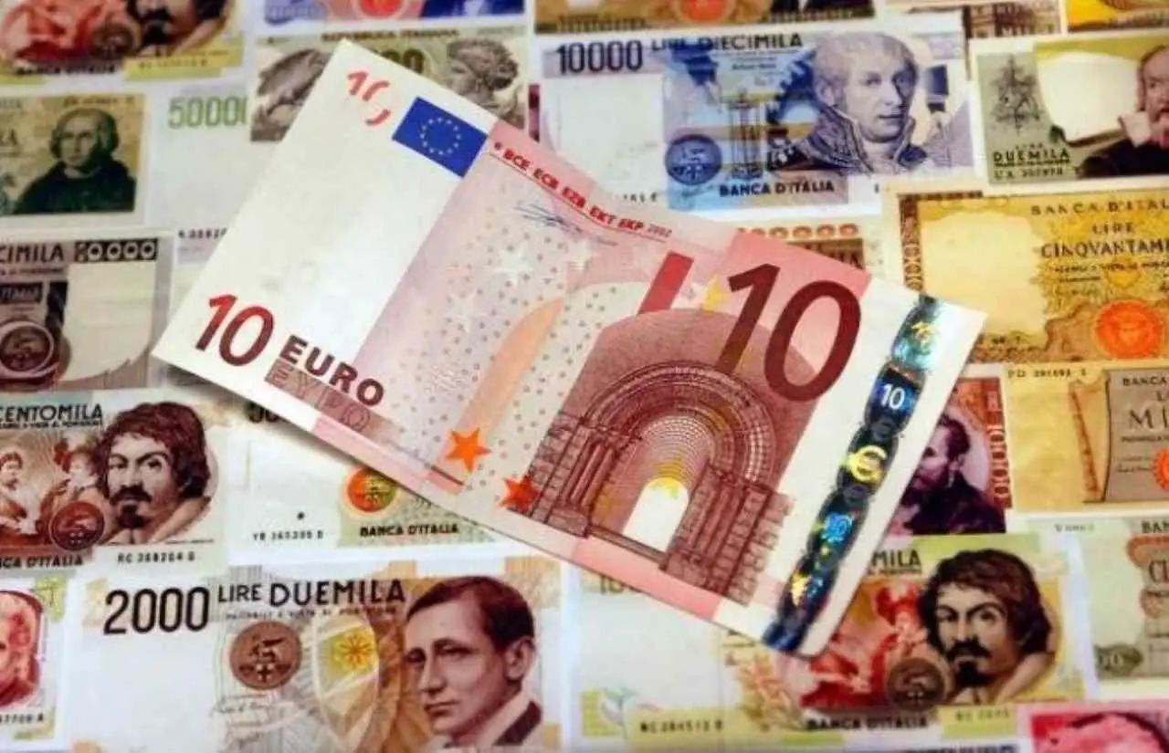 Banconote con serie speciali: ecco quelle che oggi valgono molto più del facciale Banconote con serie speciali: ecco quelle che oggi valgono molto più del facciale