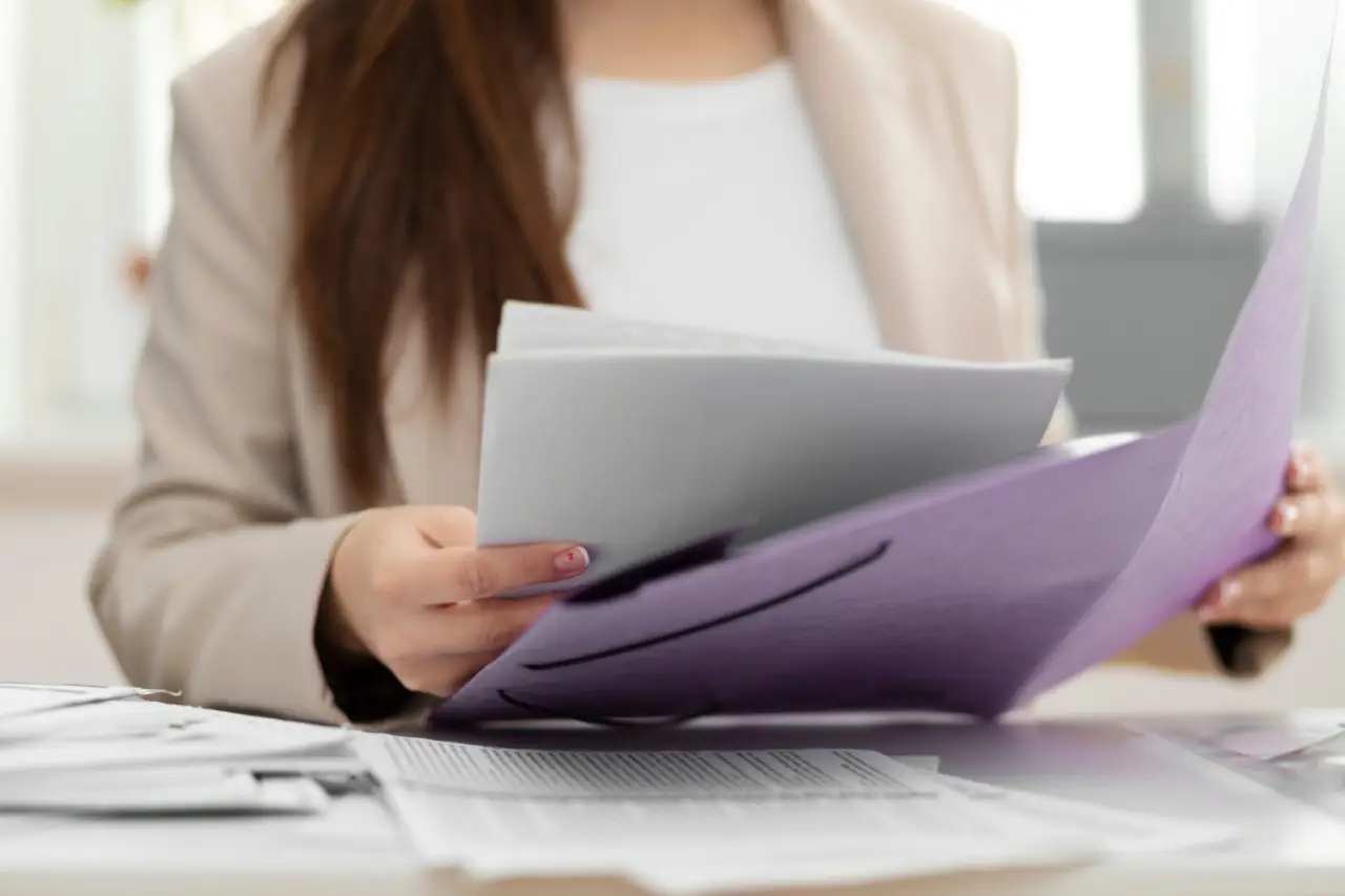 5 documenti da controllare a giugno per evitare blocchi improvvisi sul conto corrente secondo i risparmiatori 5 documenti da controllare a giugno per evitare blocchi improvvisi sul conto corrente secondo i risparmiatori