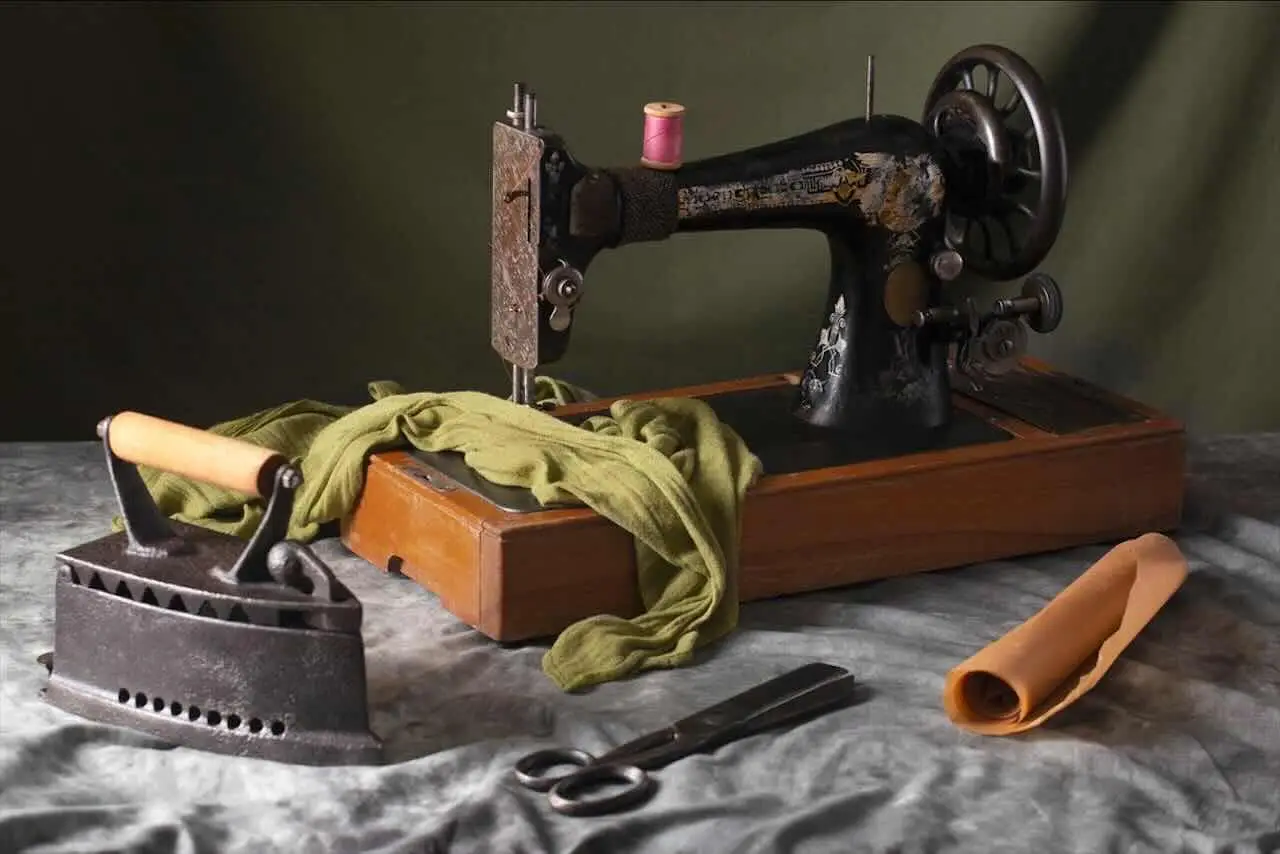 Come aumentare il valore di una macchina da cucire vintage: i suggerimenti degli antiquari per il 2025 Come aumentare il valore di una macchina da cucire vintage: i suggerimenti degli antiquari per il 2025