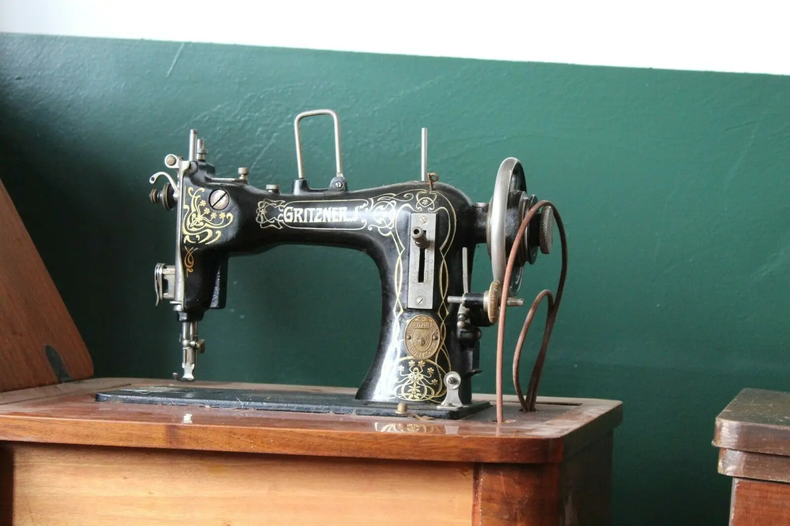 Come aumentare il valore di una macchina da cucire vintage: i suggerimenti degli antiquari per il 2025 Come aumentare il valore di una macchina da cucire vintage: i suggerimenti degli antiquari per il 2025